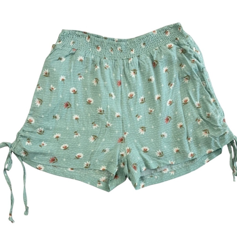 Hem & Thread Pastel Green Flower Print Smocked Waist Ruched Side Shorts NEW